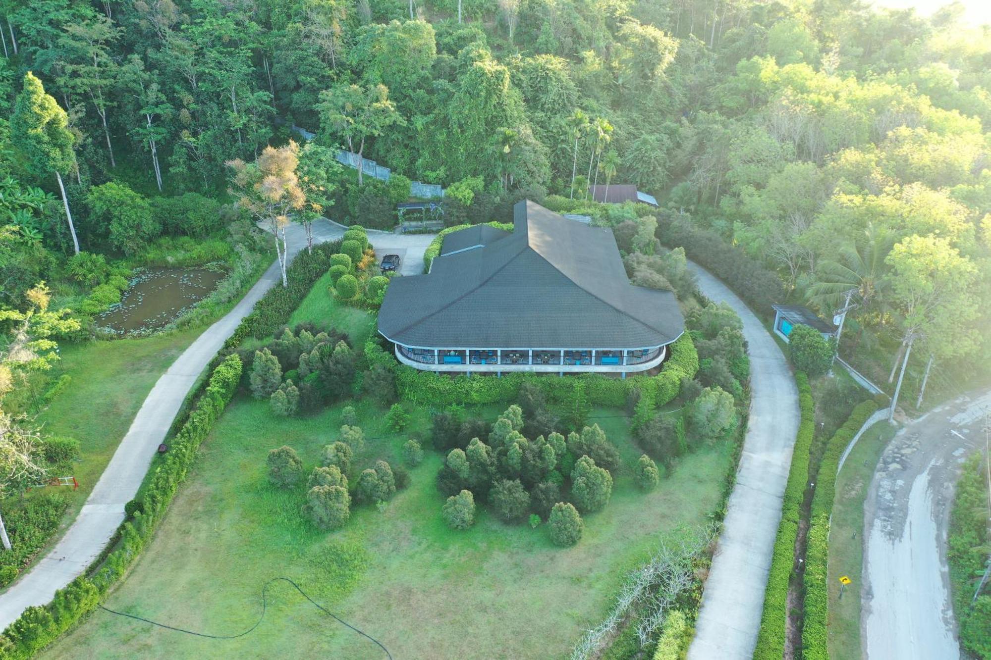 Khaolak Blue Sky Villa เขาหลัก ภายนอก รูปภาพ