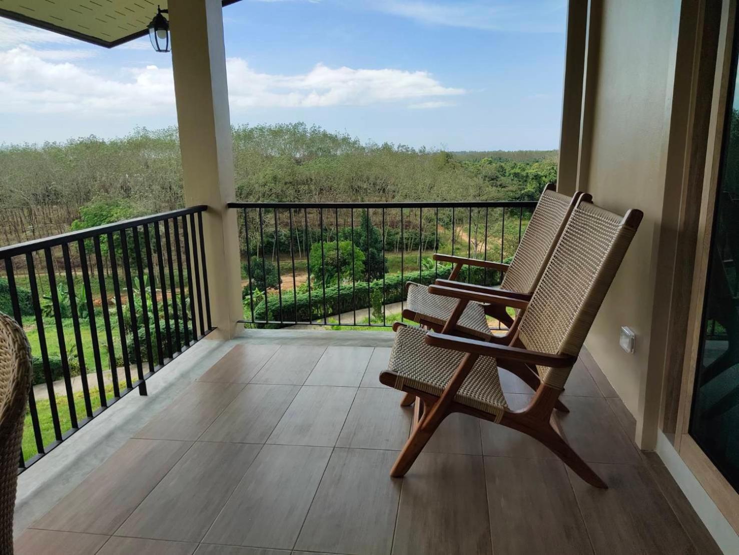 Khaolak Blue Sky Villa เขาหลัก ภายนอก รูปภาพ