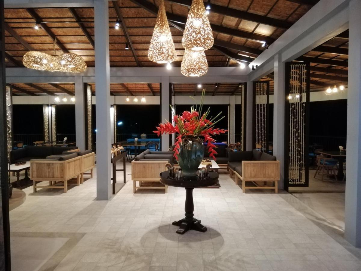 Khaolak Blue Sky Villa เขาหลัก ภายนอก รูปภาพ